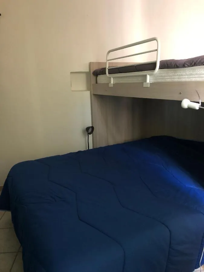 Hébergement de vacances Appartamenti In Villa La Marinedda Isola Rossa  Italie