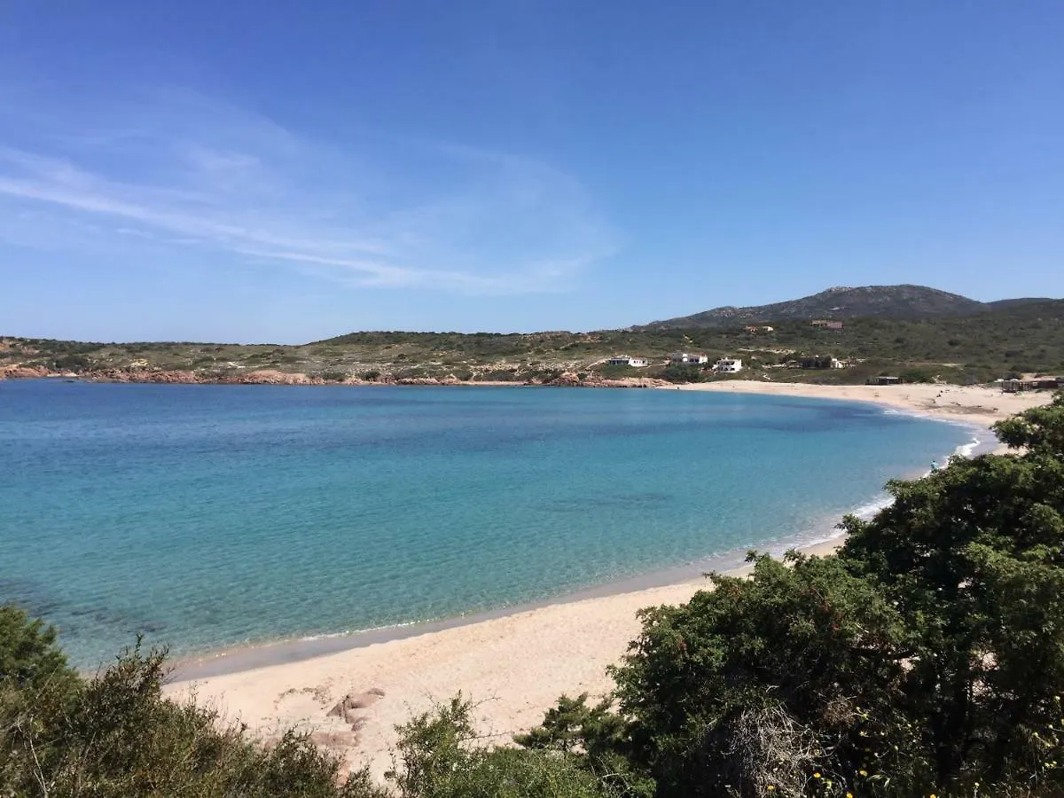 Appartamenti In Villa La Marinedda Isola Rossa  Hébergement de vacances Isola Rossa (Sassari)